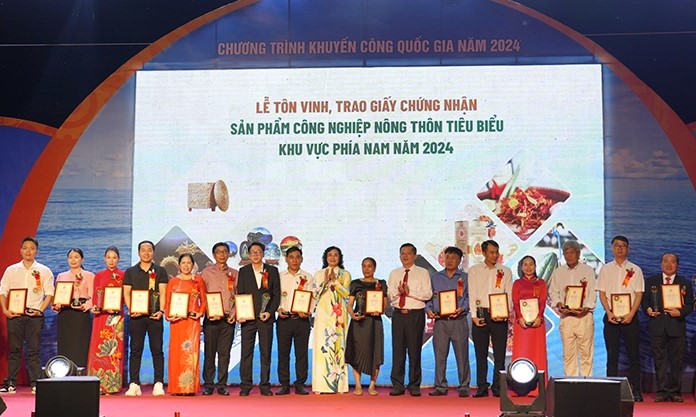Hội chợ triển lãm hàng CNNT tiêu biểu khu vực phía Nam năm 2024