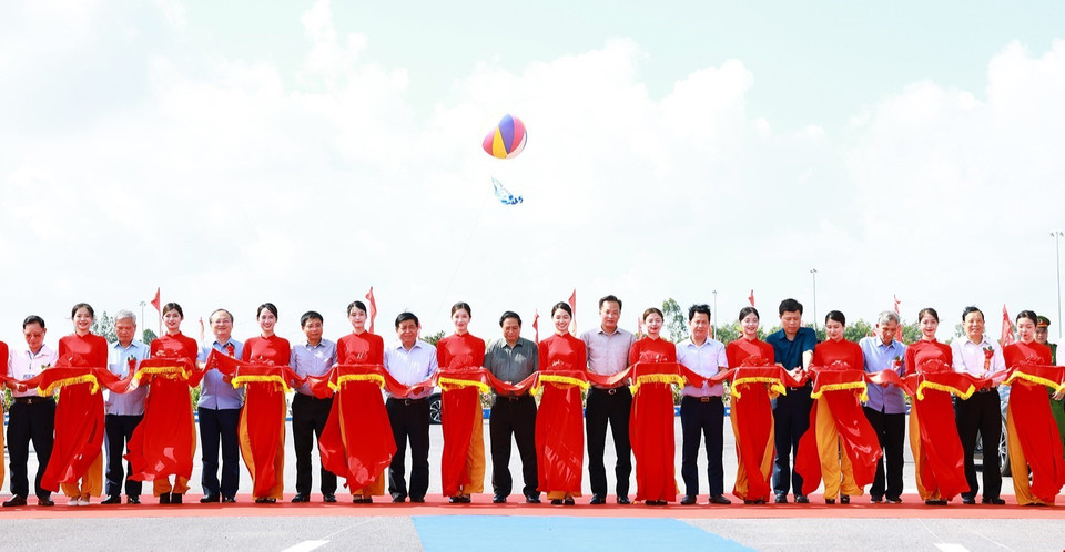 Lễ khánh thành tuyến đường bộ nối cao tốc Hà Nội – Hải Phòng với cao tốc Cầu Giẽ – Ninh Bình